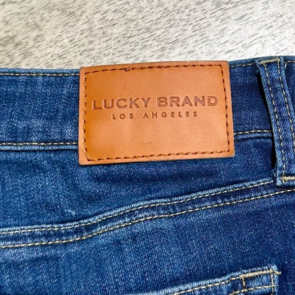 Lucky Brand Mid Rise Hayden Jeans - Picture 5 of 10